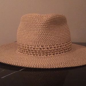 Eric Jarvis hat